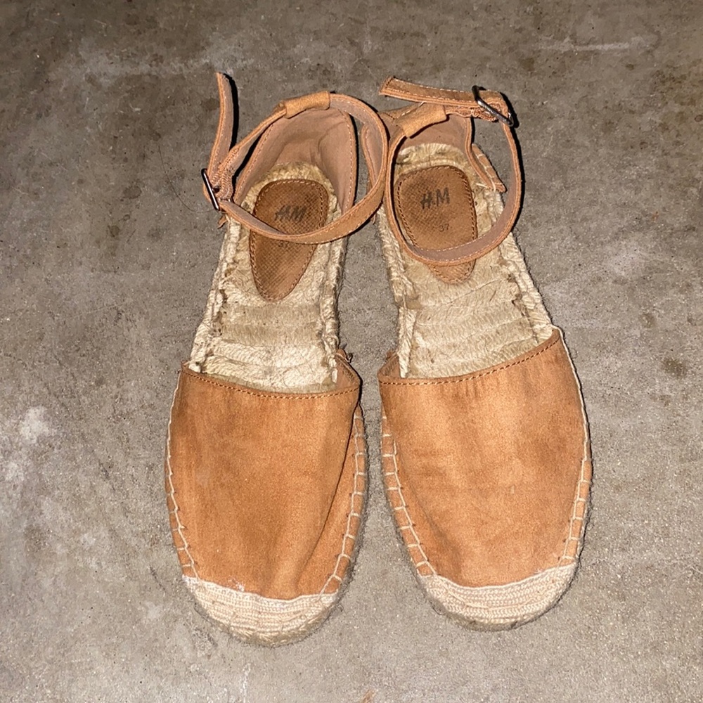 H&M Espadrille Sandal Size 6